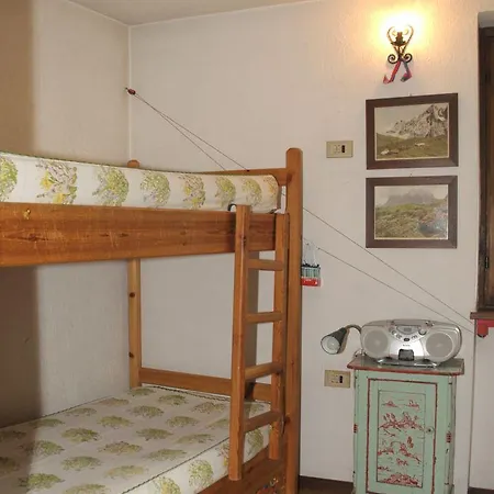 Appartamento Joivy Rustic Apt For 4 With Parking Nearby Ski Lifts
