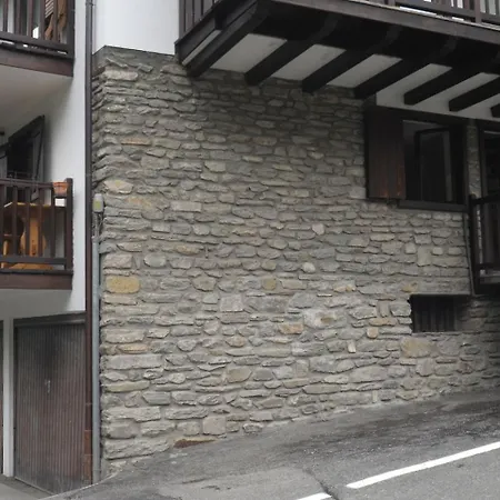 Joivy Rustic Apt For 4 With Parking Nearby Ski Lifts Apartman *